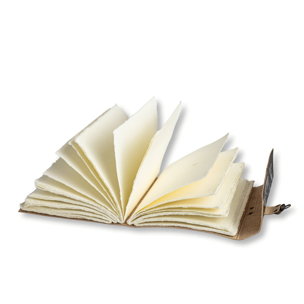 JurnaleVintage Jurnal 20x15 cm / Bumbac alb Jurnal din piele naturala cu piatra Malachit - Talisman pentru echilibru si claritate interioara
