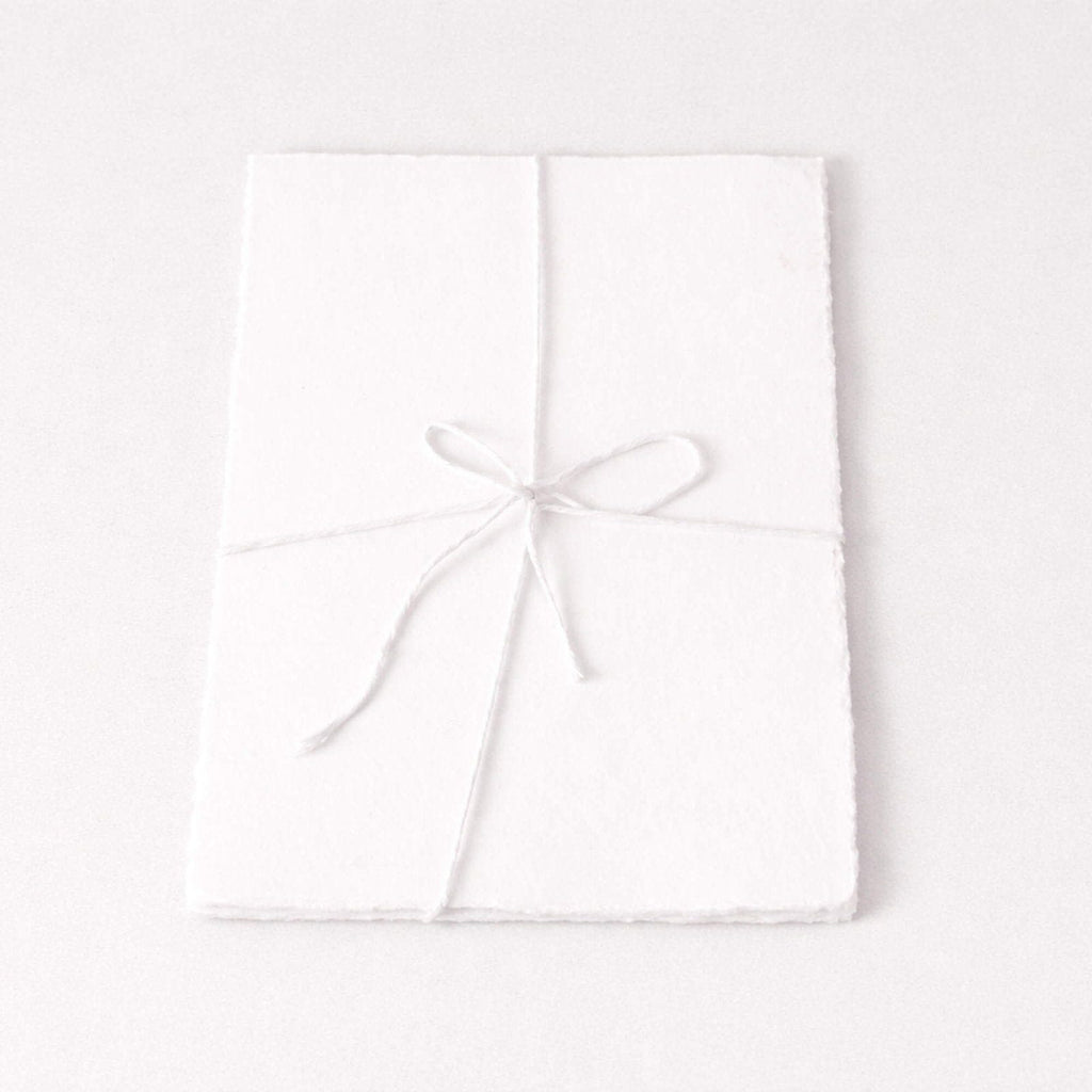 JurnaleVintage Hartie bumbac Bumbac alb / 22x29.5 cm Hartie alba vintage 22x29.5 cm - un spatiu pur pentru ganduri scrise cu intentie
