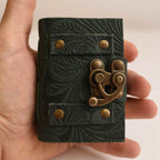 JurnaleVintage Mini jurnal 9x5 cm / Bumbac alb Talisman pentru Ganduri - Mini Jurnal Verde cu Coperta din Piele